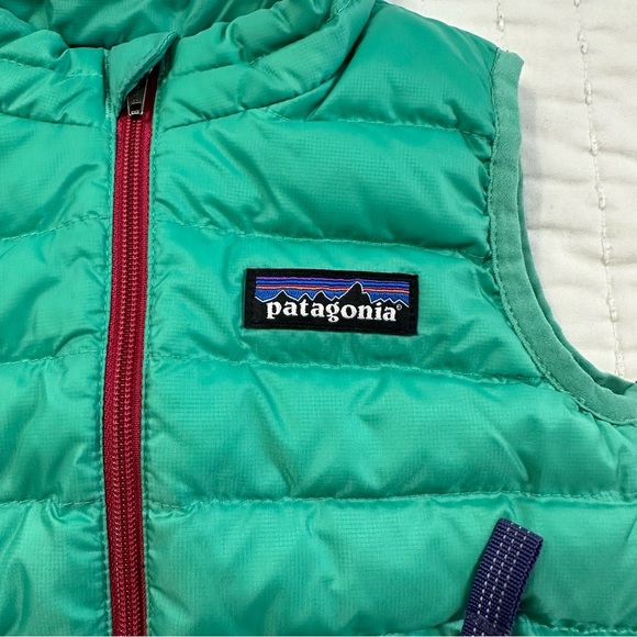 Unisex Patagonia Kids Down Sweater Vest in Teal and Red - Picture 3 of 8